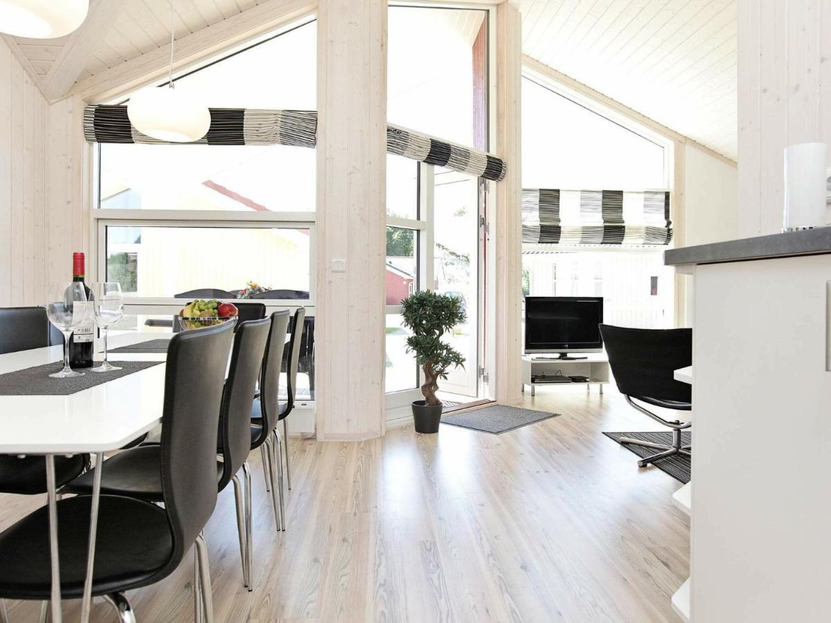 Four-Bedroom Holiday Home In Grossenbrode 1 Eksteriør billede